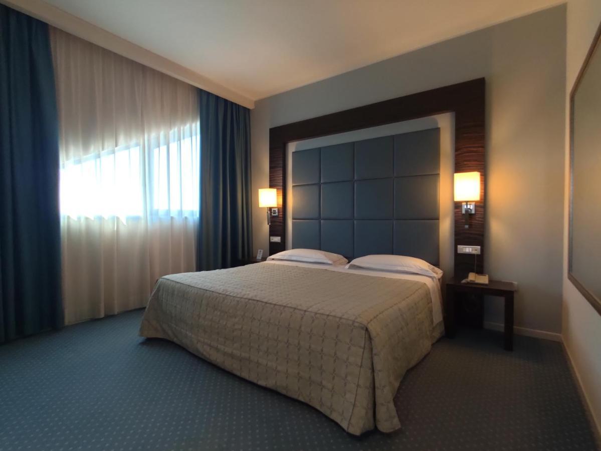 Guglielmotel بريمبيت المظهر الخارجي الصورة